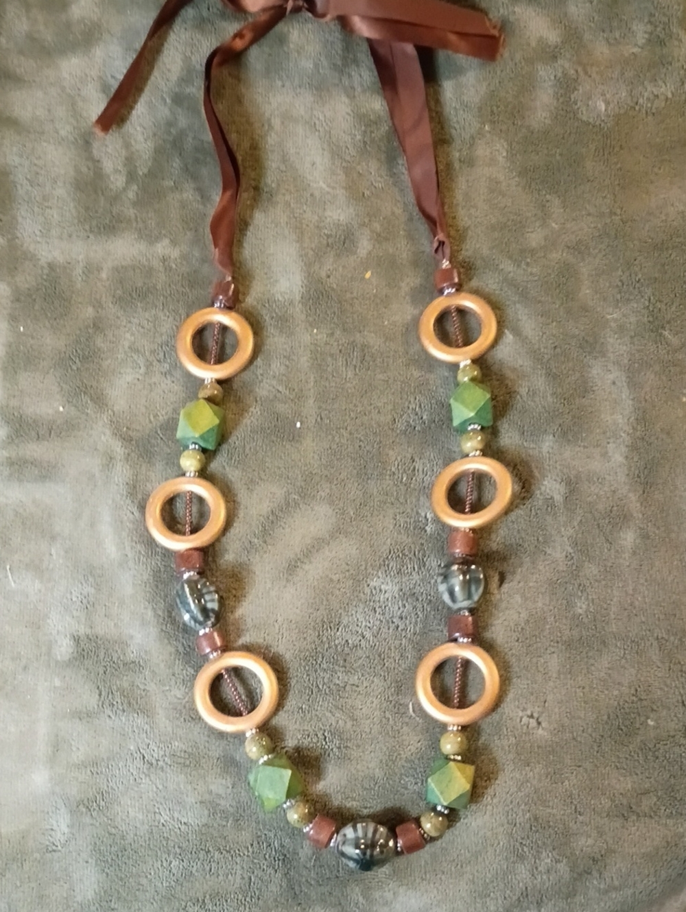 Source Unknown Green and Brown Beaded Wooden Ring Necklace